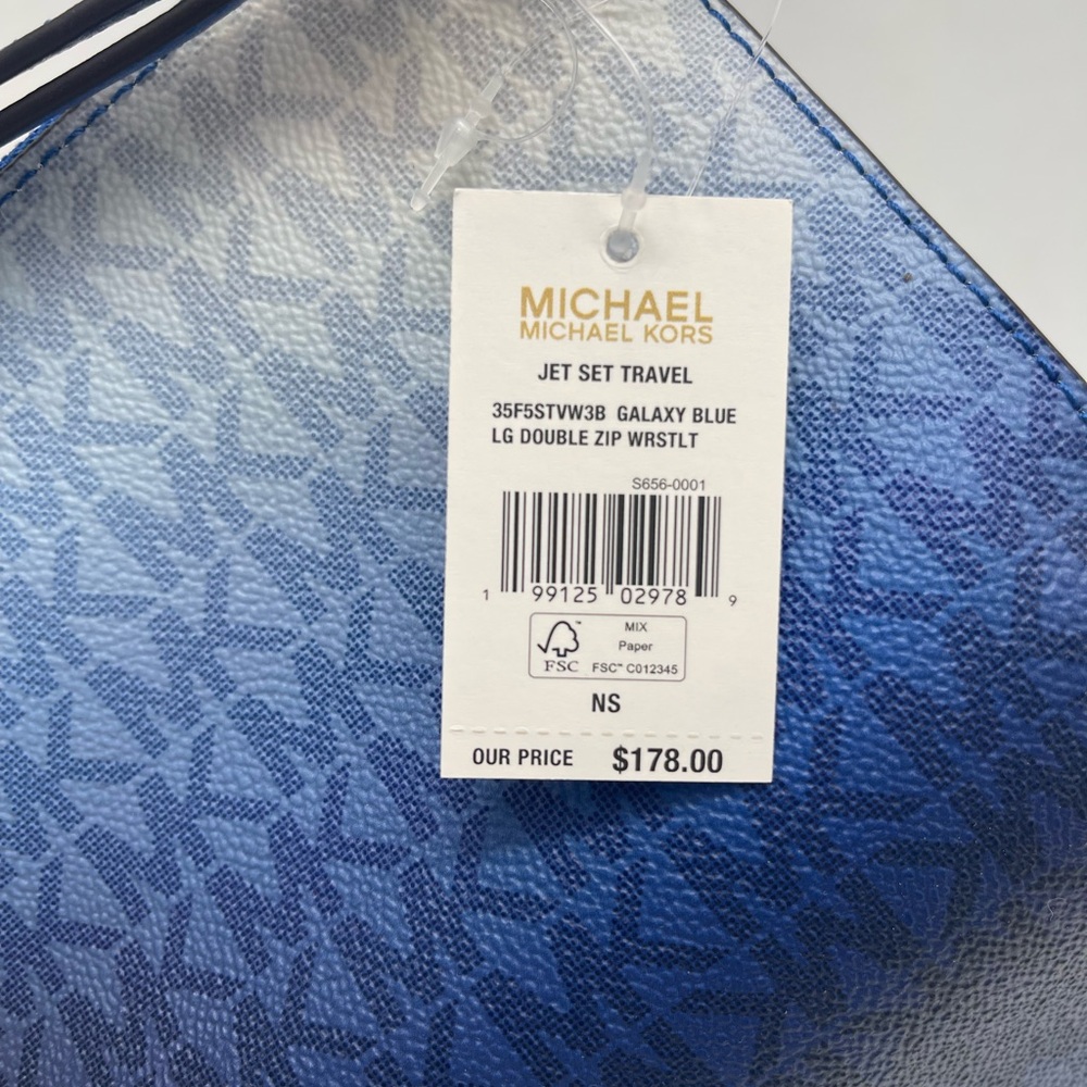 MICHAEL KORS Jet Set Lg Ombré Signature Logo Double Zip Wristlet Wallet
GALAXY - Picture 13 of 16